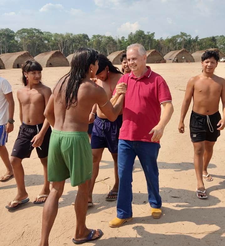 Altir Antônio Peruzzo em ação com a comunidade